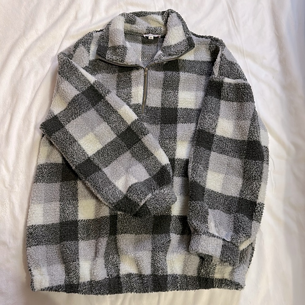 Never Worn Medium Quarter Zip Pull Over - image 1